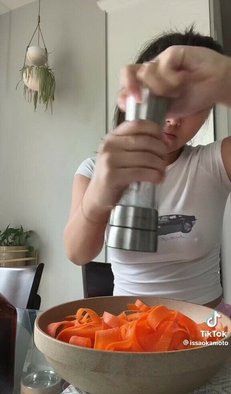 Issa Okamoto beautiful star image