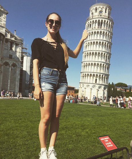 Leila Saltzman model erotic gallery