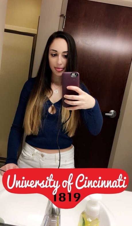 Leila Saltzman hd pornstar images