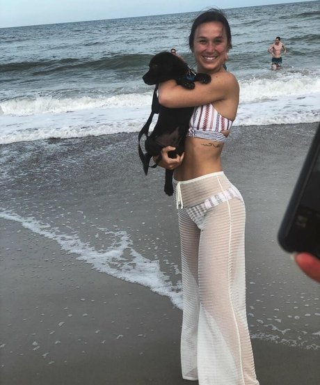 Kate Weisner model sexy pictures