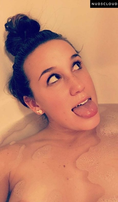 Kate Weisner pretty model pics