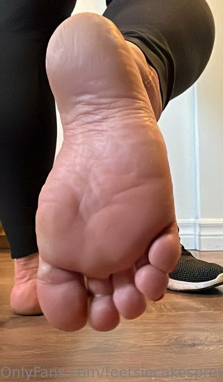 feetsiecakespreviews star best photos