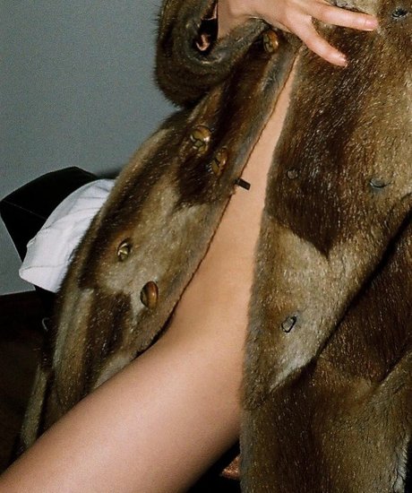 Lotussutra pornographic actress picture