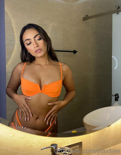 piaxfree top pornstar archive