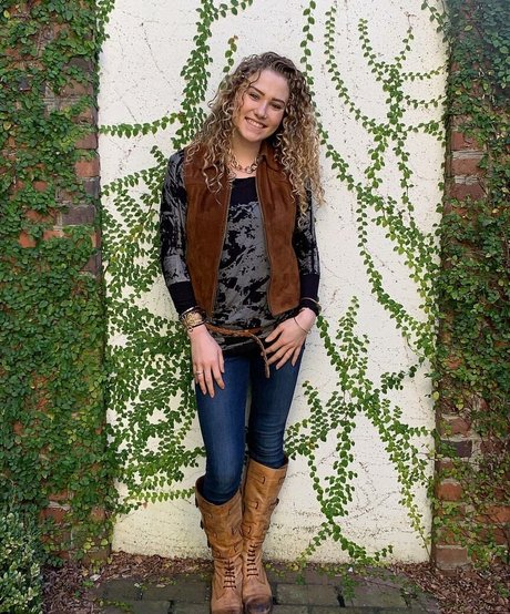 Kendall Ripetta model high quality photo