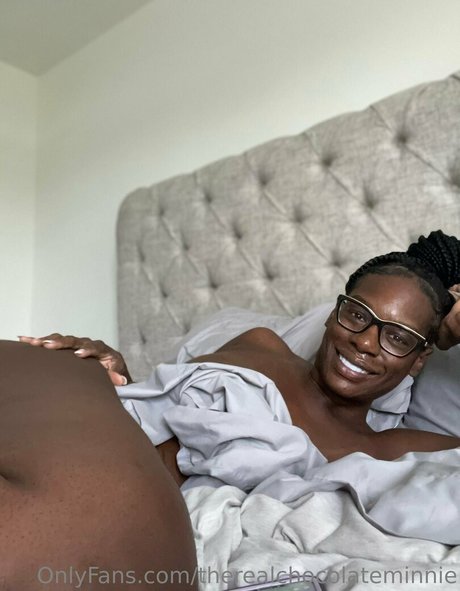 therealchocolateminnie high quality model gallery