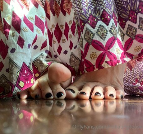 titillatingtease best star pic