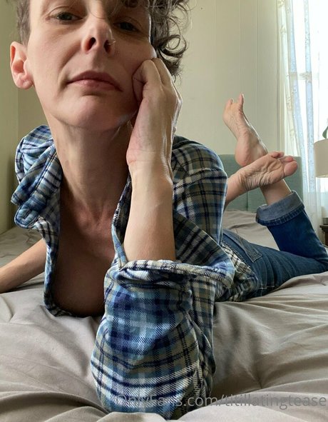 titillatingtease high quality star image