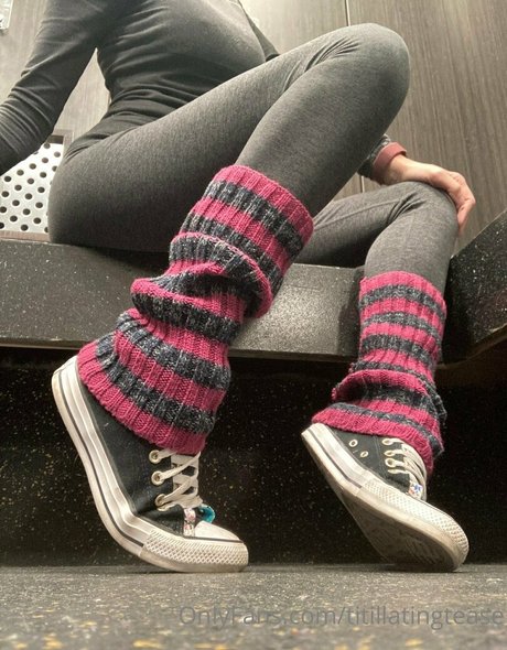 titillatingtease model hd img