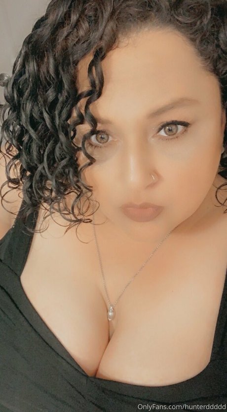 hunterddddd nudes model image