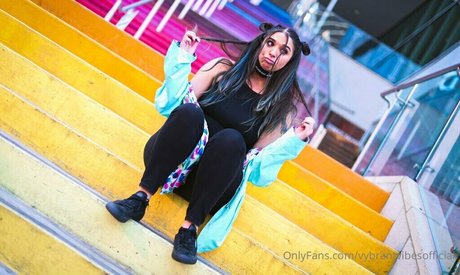 vybrantvibesofficial pornstar top picture