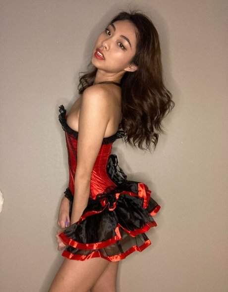 Ya Stacey model erotic photo