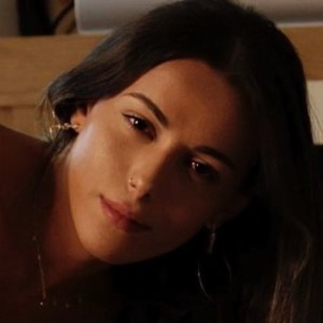 Emily Narizinho star nudes pictures