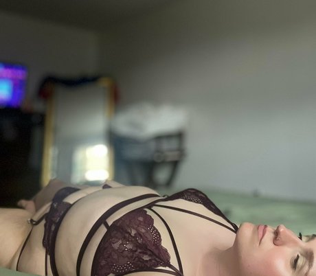 mikaelaistired nude actress galleries