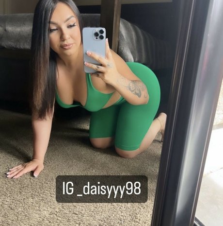 _daisyyy98 naked pornstar gallery