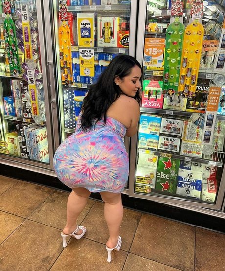 _daisyyy98 porn actress pictures