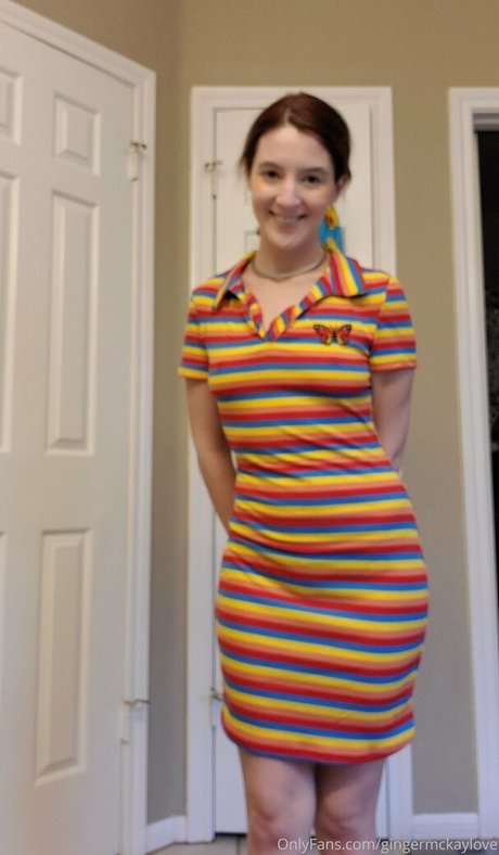 blonde babe onlyfans pretty archive