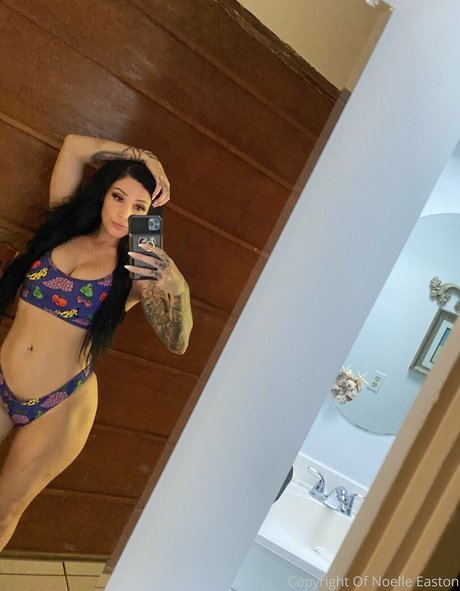 thenoelleeaston pornstar art image