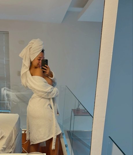 Lismodel porn model img