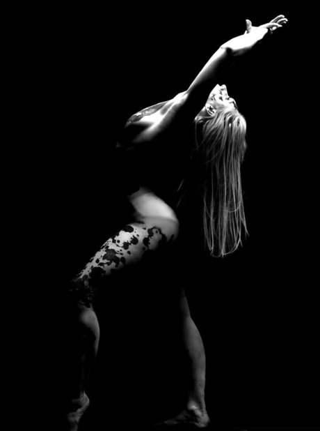 wiktoria stein art actress pics