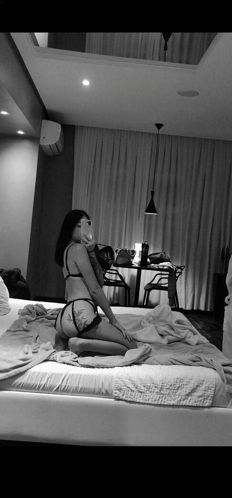 Petry000 sex model galleries