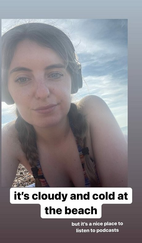 Averytinyleaf pornstar hot img