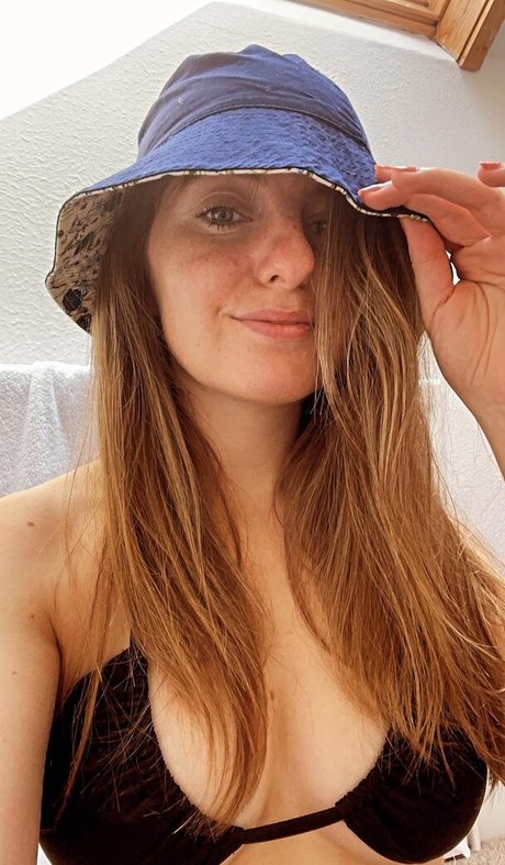 Averytinyleaf sex star galleries