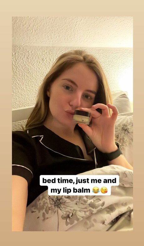 Averytinyleaf star sexy pictures