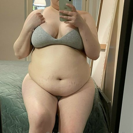 emmamarshmellow naked actress picture