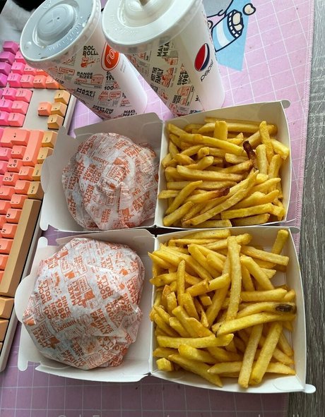 emmamarshmellow hot actress gallery