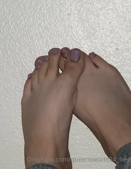 queensworld24 free model porn photos