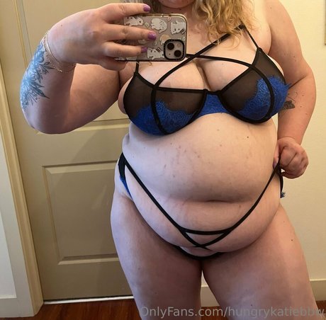 hungrykatiebbw sexy model pic