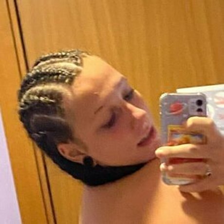 kinkyvikii pornstar sex pictures