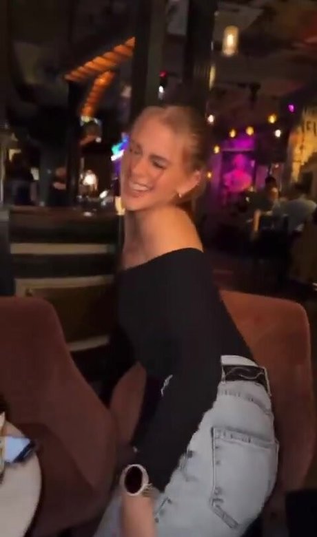 Lisa Price exclusive star picture