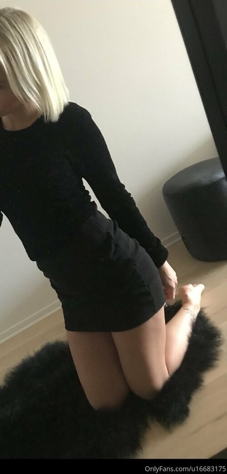 vaniljepus pornographic model pics