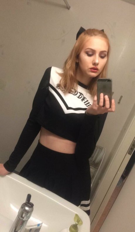 Hanningerc naked star gallery