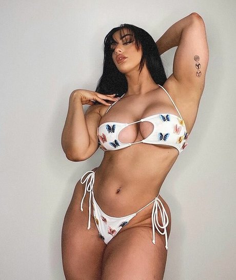 Kiki Vhyce model erotic gallery