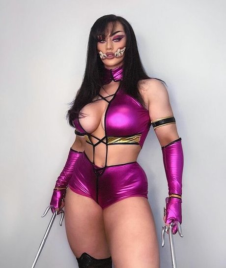 Kiki Vhyce pornstar nude photo