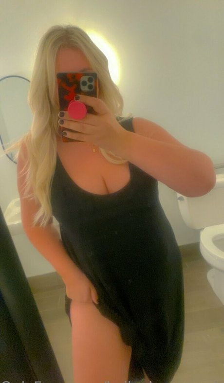 kaileykumsagain pornstar pretty galleries