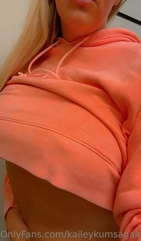 kaileykumsagain free model pictures