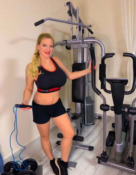 lenushka1050 star pornographic image