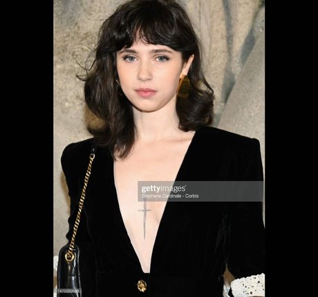 Clairo pornstar nude pics