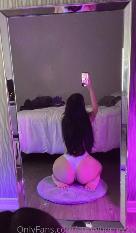 Strawbxrryy1 pornstar adult archive