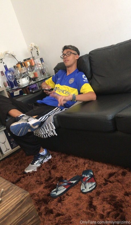 emilynarizinho nude model picture