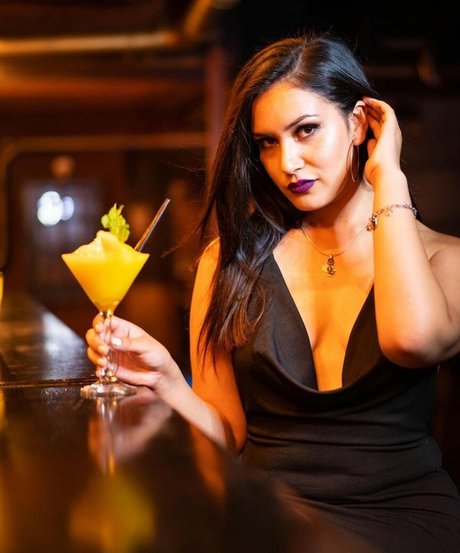 Rocio Lazarte top star pics