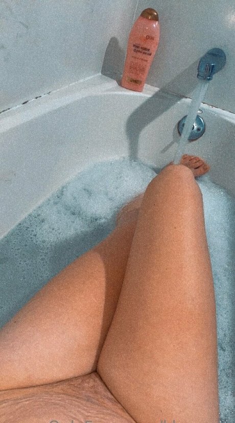 klaurann naked pornstar photo