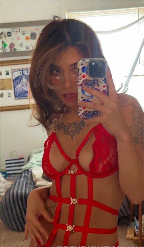 mikahvip hot pornstar photo