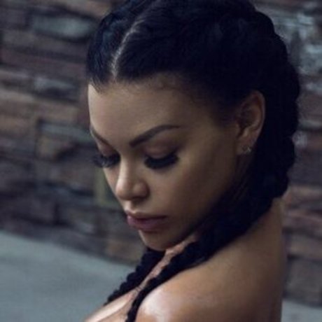 Vivian Kindle model pretty archive