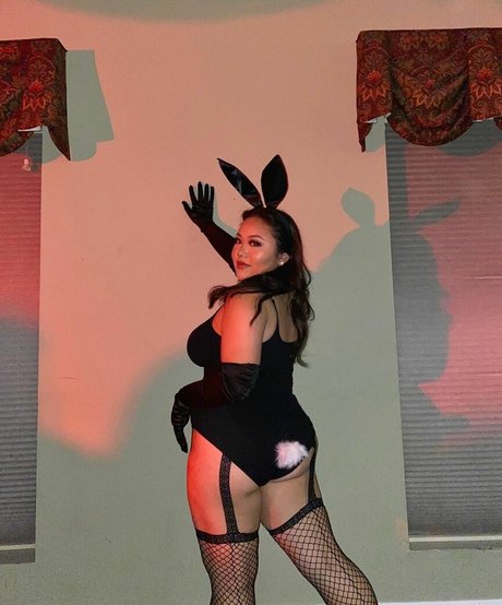 angie babe model high quality pictures