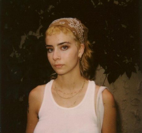 Aynsleigh Escher nice model photos